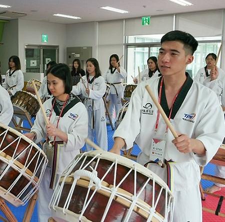 상명대학교, 외국인 유학생들에게 태권도와 함께한 한국문화 체험 기회 마련